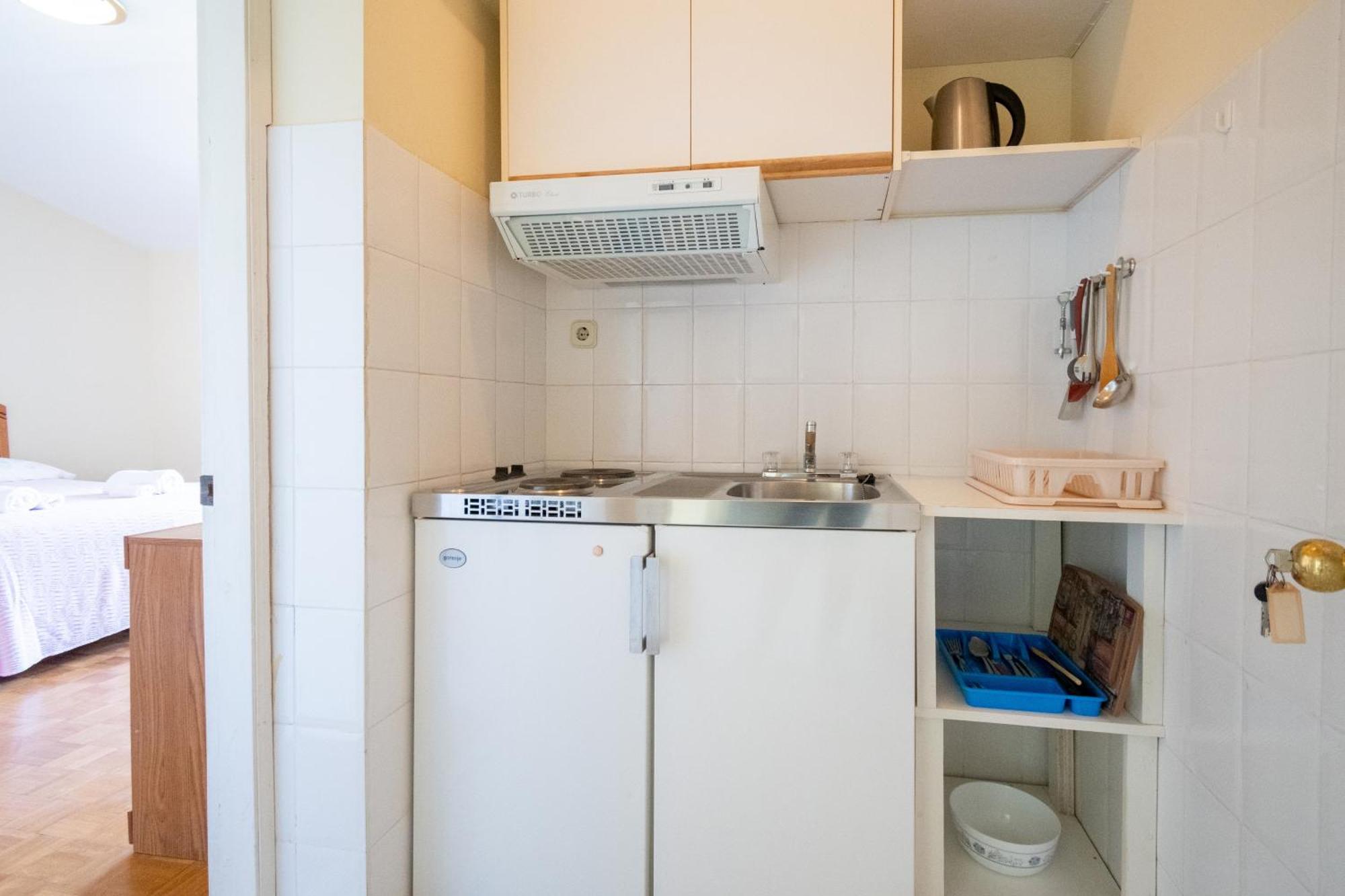 Apartments And Rooms By The Sea Mrljane, Pasman - 327 Neviđane Habitación foto